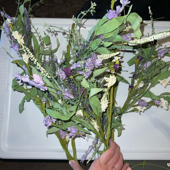 Lavender Garland - Picture 2 of 2